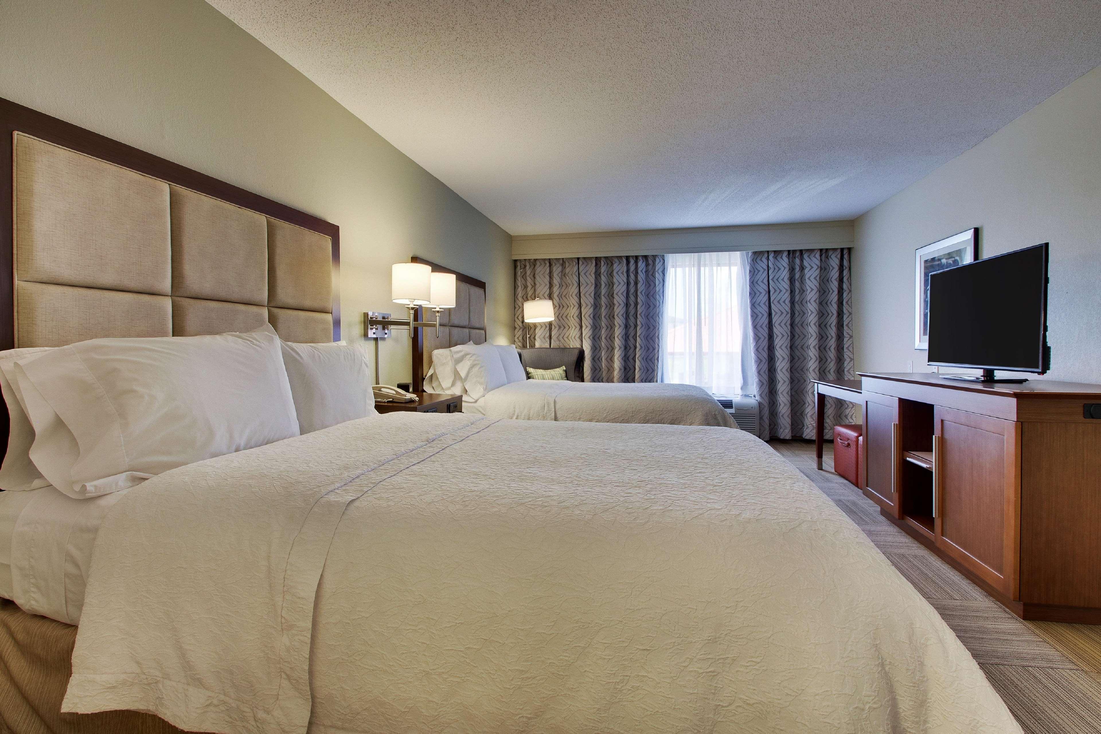 Hampton Inn Уорнър Робинс Екстериор снимка